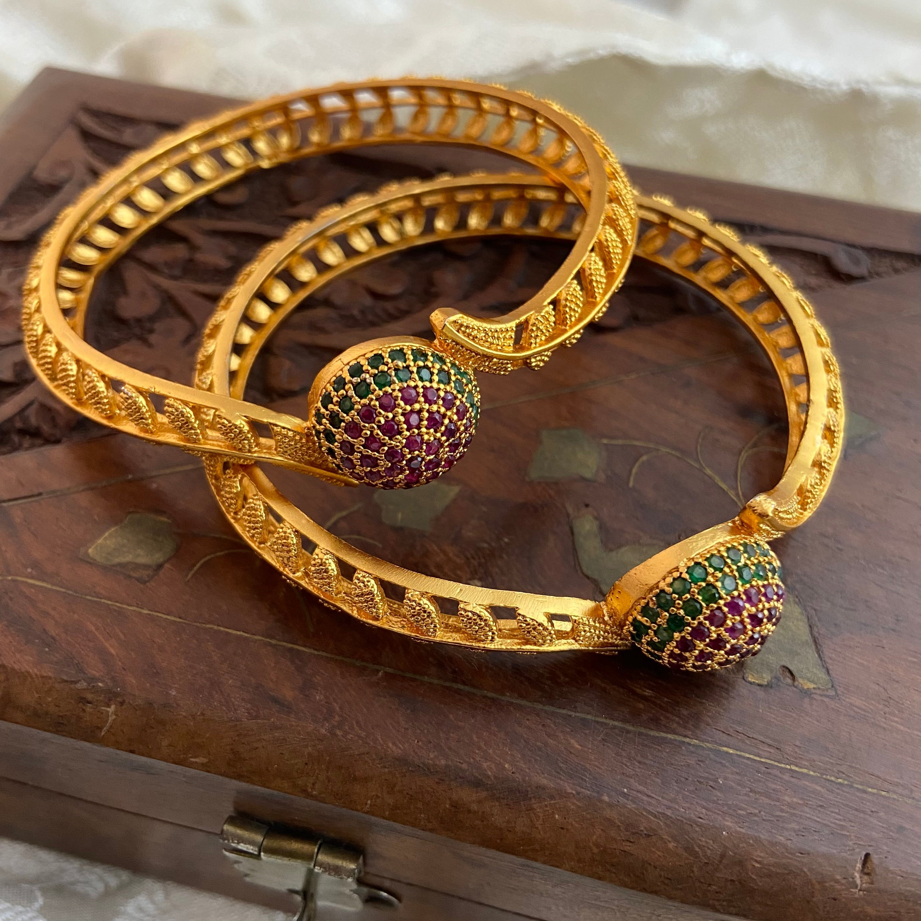 Designer Matte Bangles