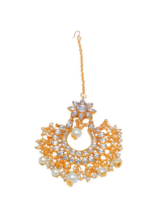 Gold-Plated White Kundan-Studded & Beaded Jewellery Set